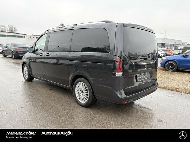 Gebraucht Mercedes V220 Style 163 PS (119 kW) 2024 Graphitgrau Van / Kleinbus