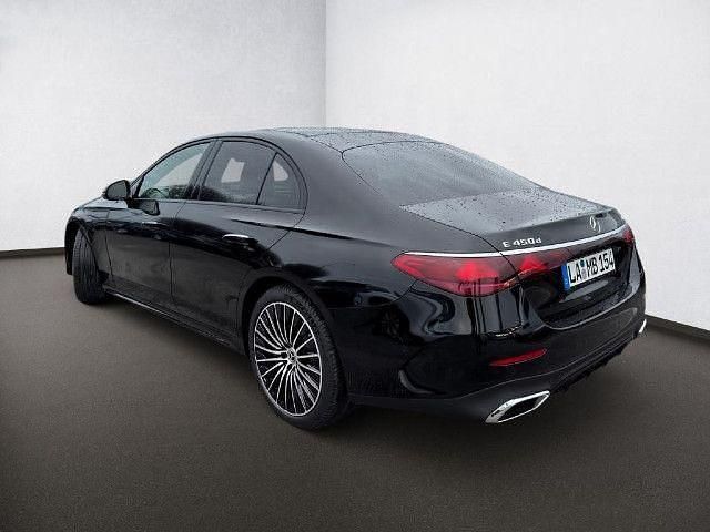 Gebraucht Mercedes E450 AMG 367 PS (269 kW) 2025 Metalliclack obsidianschwarz Limousine
