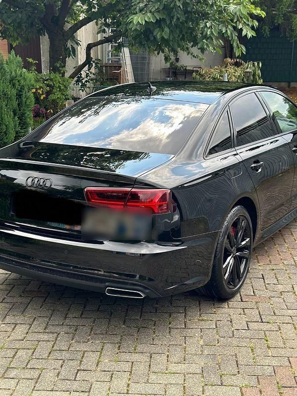 Second-hand Audi A6 Sport 272 CP (200 kW) 2017 Negru Berlinǎ