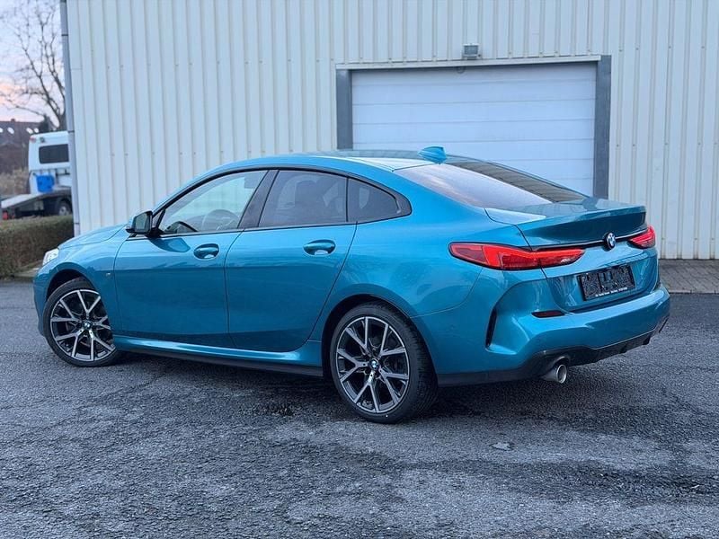 Gebraucht BMW 218 M Sport 136 PS (100 kW) 2024 Blau Coupé