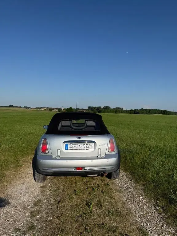 Gebraucht Mini Cooper Cabriolet 116 PS (85 kW) 2004 Silber Cabrio