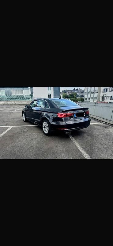 Gebraucht Audi A3 Ambiente 184 PS (135 kW) 2015 Braun Limousine