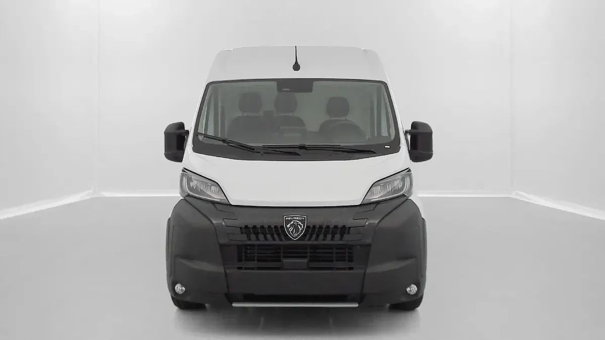 Neu Peugeot Boxer 140 PS (102 kW) 2025 (blancicy) Van