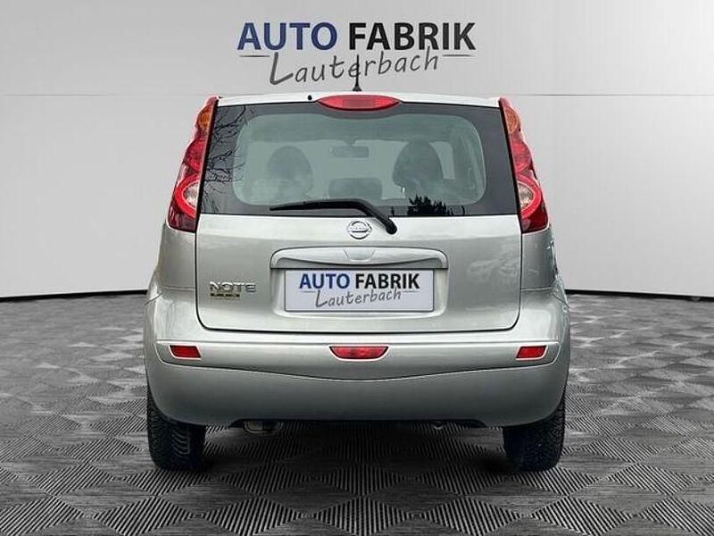 Gebraucht Nissan Note Acenta 110 PS (80 kW) 2011 Silber Van / Kleinbus