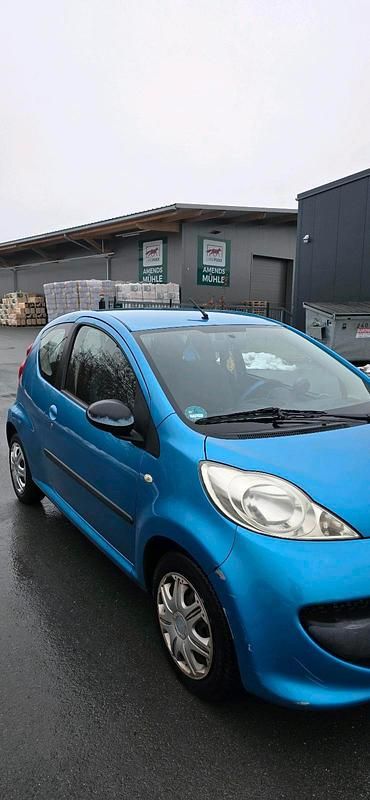 Gebraucht Peugeot 107 68 PS (50 kW) 2006 Blau Kleinwagen