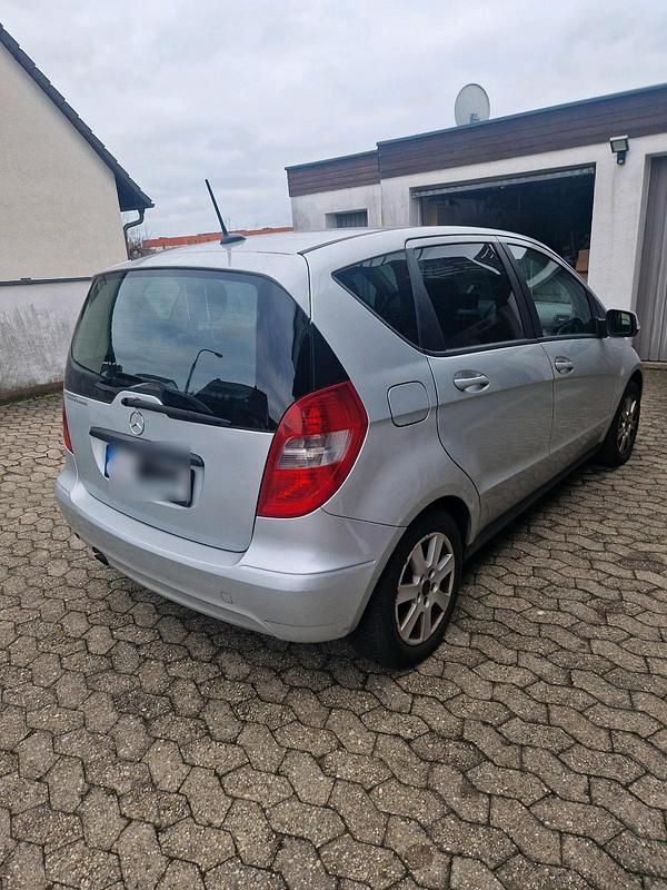 Gebraucht Mercedes A150 95 PS (69 kW) 2009 Kleinwagen