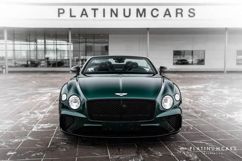 Gebraucht Bentley Continental 549 PS (403 kW) 2024 Grün Cabrio