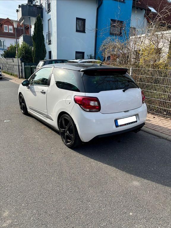 Gebraucht Citroën DS3 Sport Chic 156 PS (114 kW) 2012 Weiß Kleinwagen