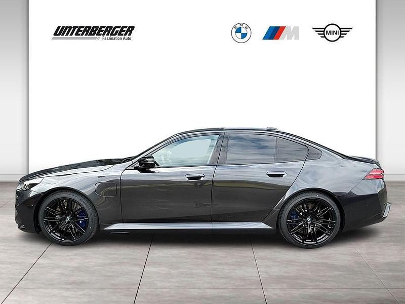 Gebraucht BMW M5 Sport Line 727 PS (534 kW) 2026 Grau Limousine