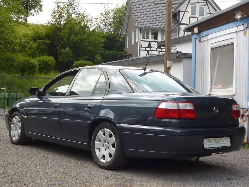 Gebraucht Opel Omega 179 PS (131 kW) 2002 Grün Limousine
