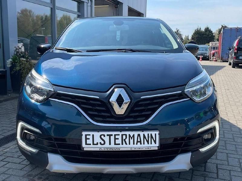 Gebraucht Renault Captur Collection 150 PS (110 kW) 2019 Blau rqq + schwarz gne SUV