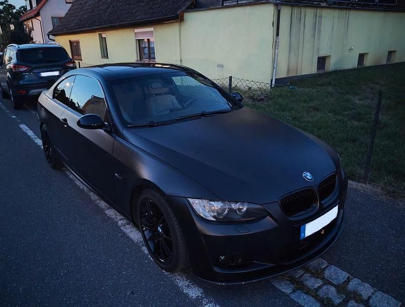 Gebraucht BMW 320 M Sport 177 PS (130 kW) 2009 Schwarz Coupé