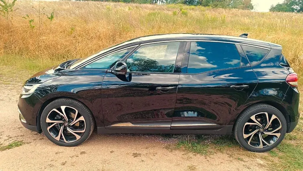 Gebraucht Renault Scénic IV Black Edition 140 PS (102 kW) 2021 Schwarz Van / Kleinbus