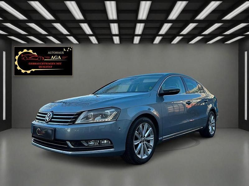 Gebraucht VW Passat Highline 170 PS (125 kW) 2011 Grau Limousine
