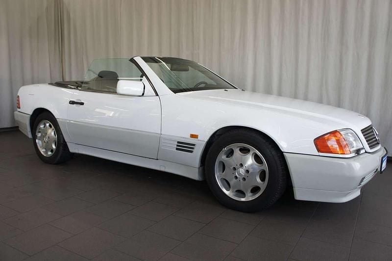 Arcticweiss 147 Gebraucht 1992 Mercedes SL500 Cabrio | 15.990 € - Bild 1/3