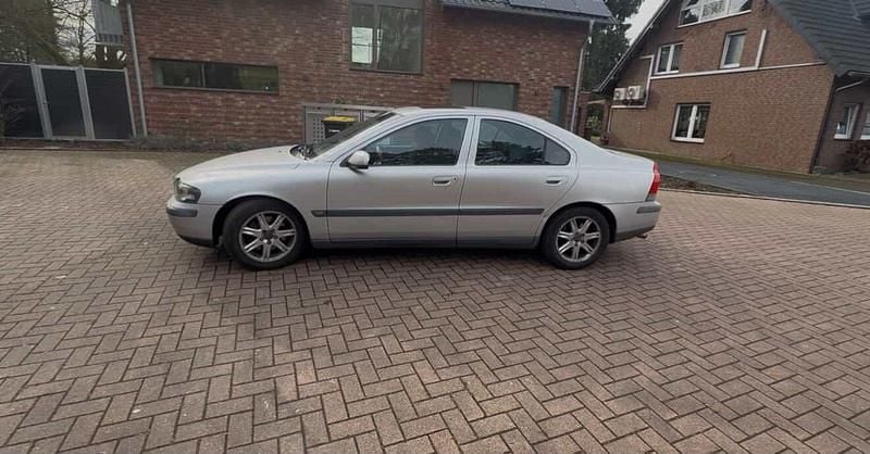 Gebraucht Volvo S60 170 PS (125 kW) 2002 Silber Limousine