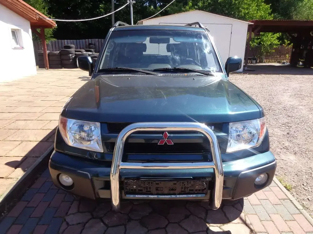 Gebraucht Mitsubishi Pajero 129 PS (94 kW) 2003 Grün SUV