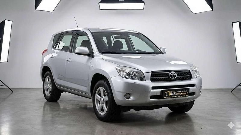 Gebraucht Toyota RAV4 Executive 152 PS (111 kW) 2007 Silber SUV