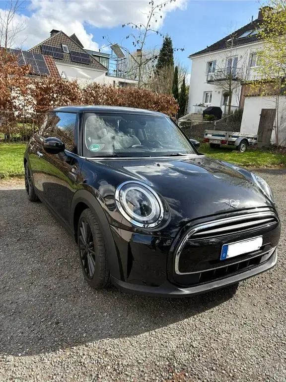 Gebraucht Mini ONE Classic 102 PS (75 kW) 2022 Schwarz Kleinwagen