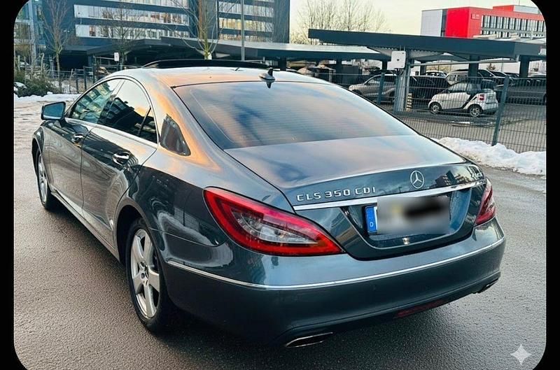Schwarz Gebraucht 2012 Mercedes CLS350 Coupé | 13.799 € (Superpreis) - Bild 1/4
