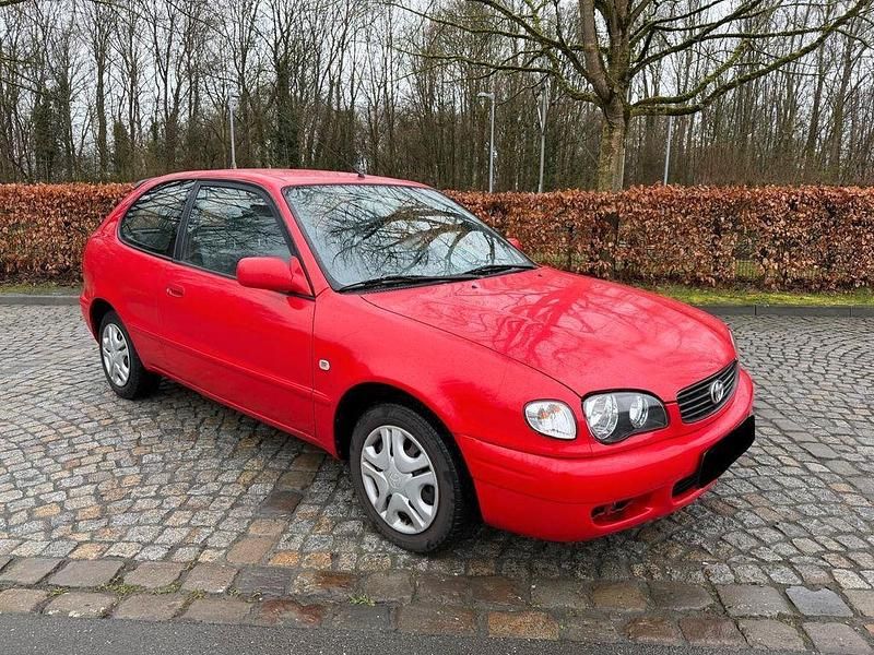 Gebraucht Toyota Corolla Terra 97 PS (71 kW) 2000 Rot Limousine