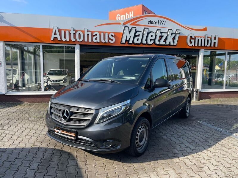 Grau Gebraucht 2019 Mercedes Vito Van / Kleinbus | 20.950 € (Superpreis) - Bild 1/4