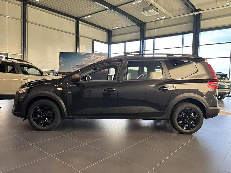 Neu Dacia Jogger Extreme 74 PS (54 kW) 2025 Schwarz Van / Kleinbus