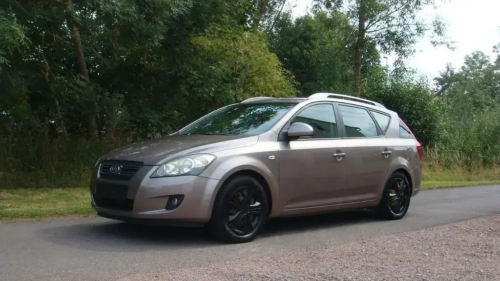 Gebraucht Kia Ceed EX 116 PS (85 kW) 2008 Grau Kleinwagen