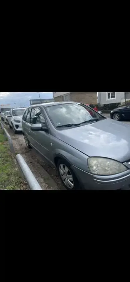 Gebraucht Opel Corsa Edition 60 PS (44 kW) 2005 Kleinwagen