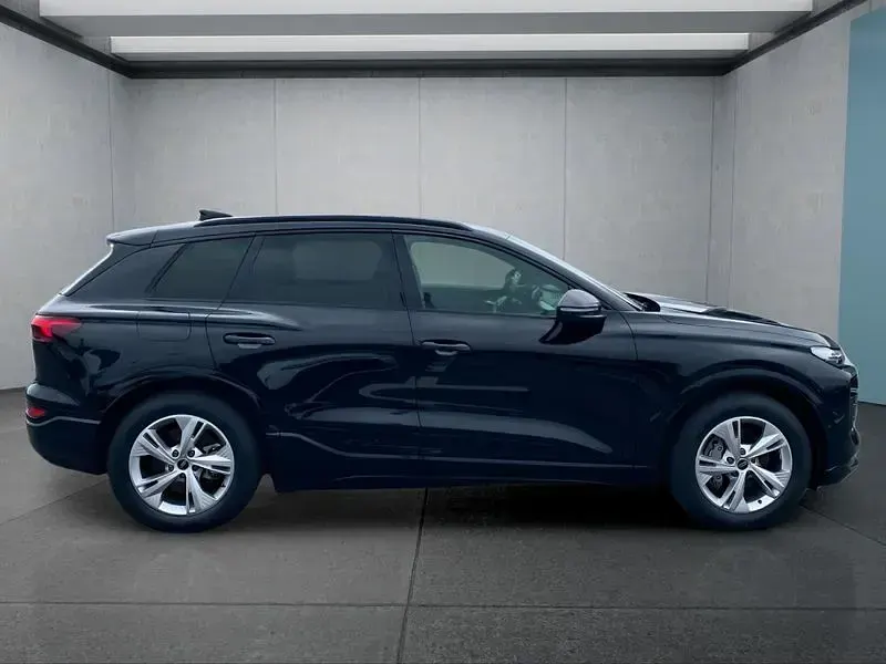 Gebraucht Audi Q6 e-tron 284 kW (387 PS) 2025 Schwarz SUV
