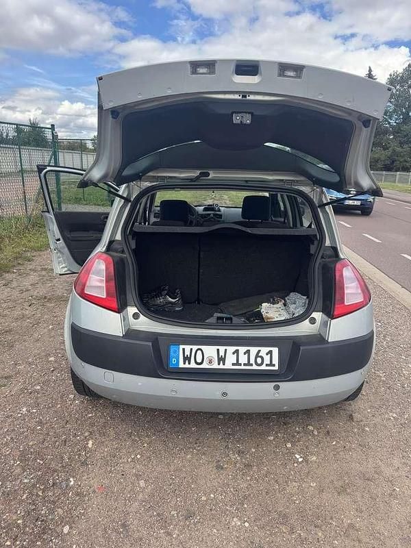 Gebraucht 2004 Renault Mégane GrandTour Expression Kombi | 2.200 € - Bild 1/4