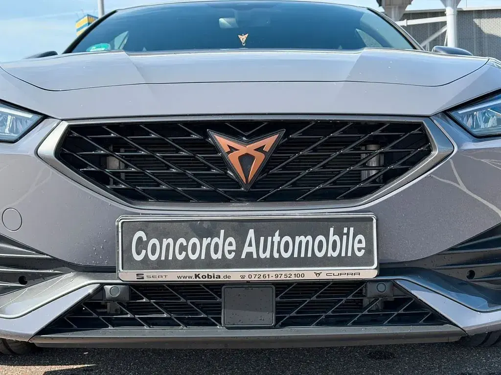 Gebraucht Cupra Leon Basis 150 PS (110 kW) 2021 Grau Limousine