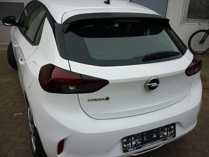 Gebraucht Opel Corsa-e Edition 100 kW (136 PS) 2021 Weiß Kleinwagen