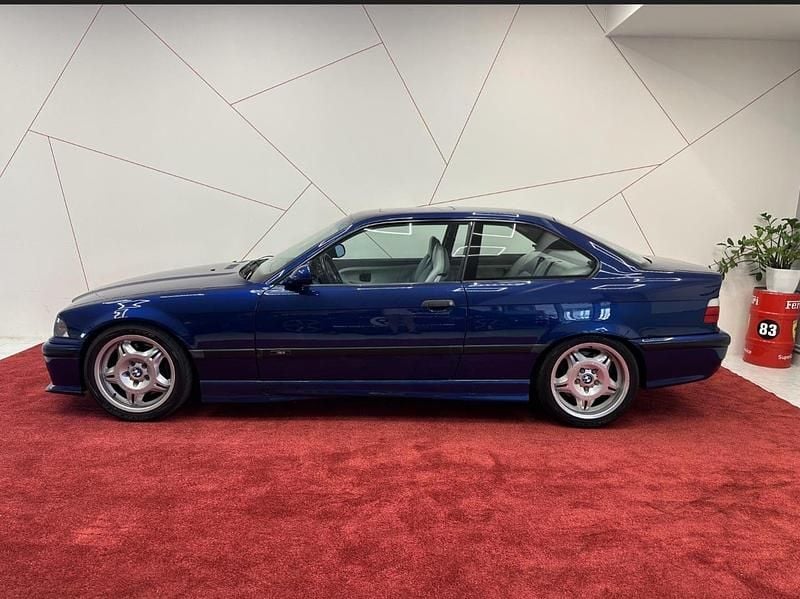 Second-hand BMW M3 Performance 286 CP (210 kW) 1993 Albastru Coupe