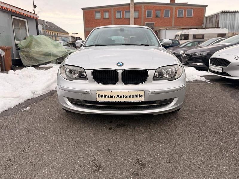 Gebraucht BMW 118 Advantage 143 PS (105 kW) 2007 Silber Kleinwagen