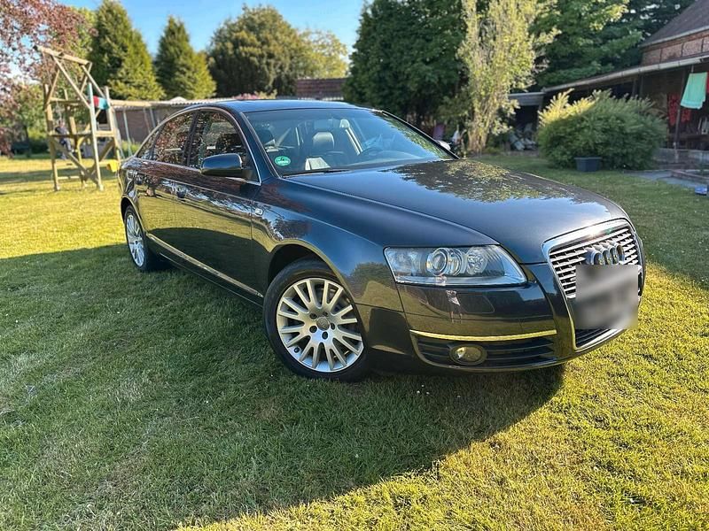 Grau Gebraucht 2007 Audi A6 Limousine | 4.100 € (Guter Preis) - Bild 1/4