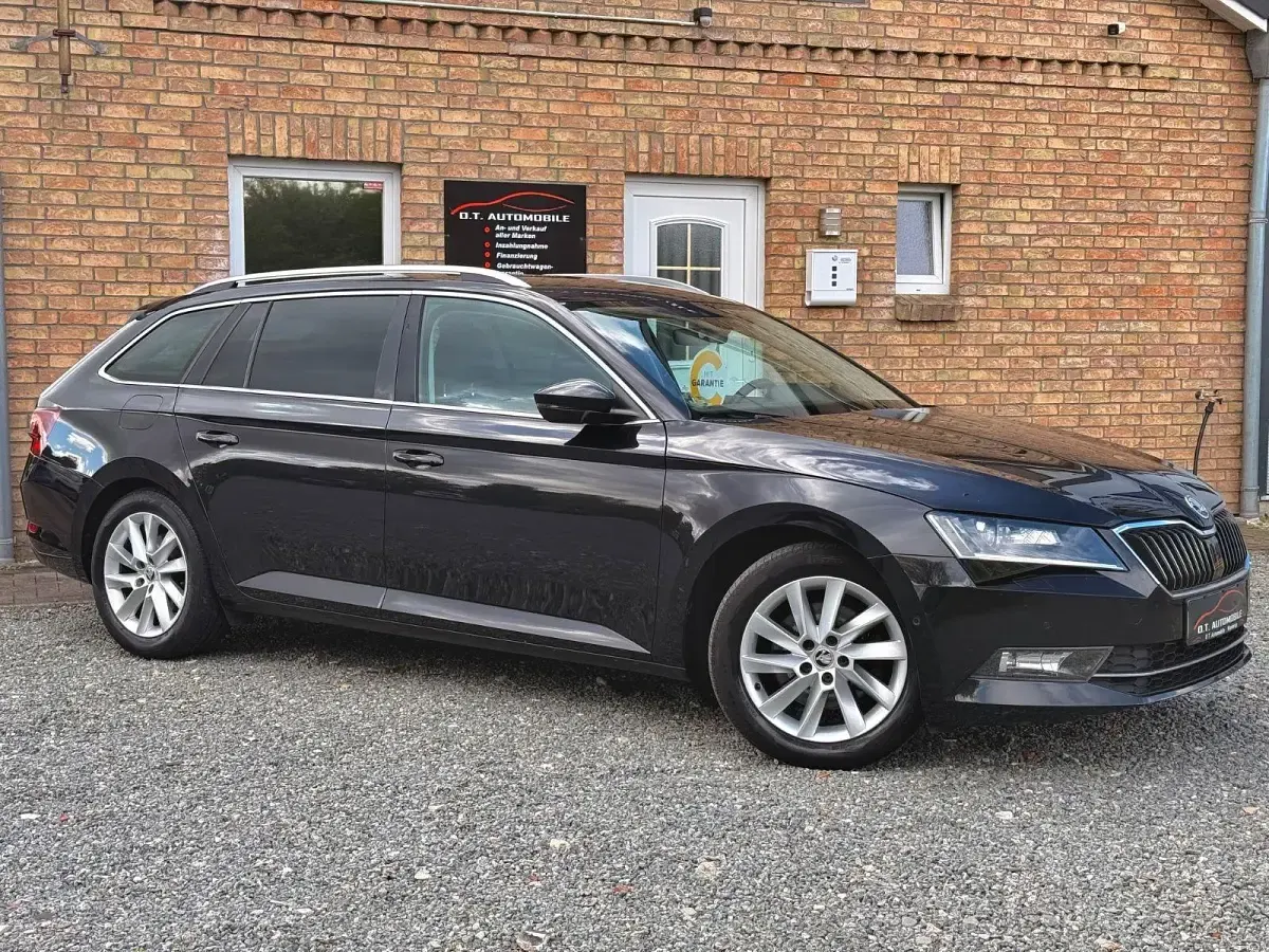 Gebraucht Skoda Superb Sport 190 PS (139 kW) 2017 Schwarz Kombi