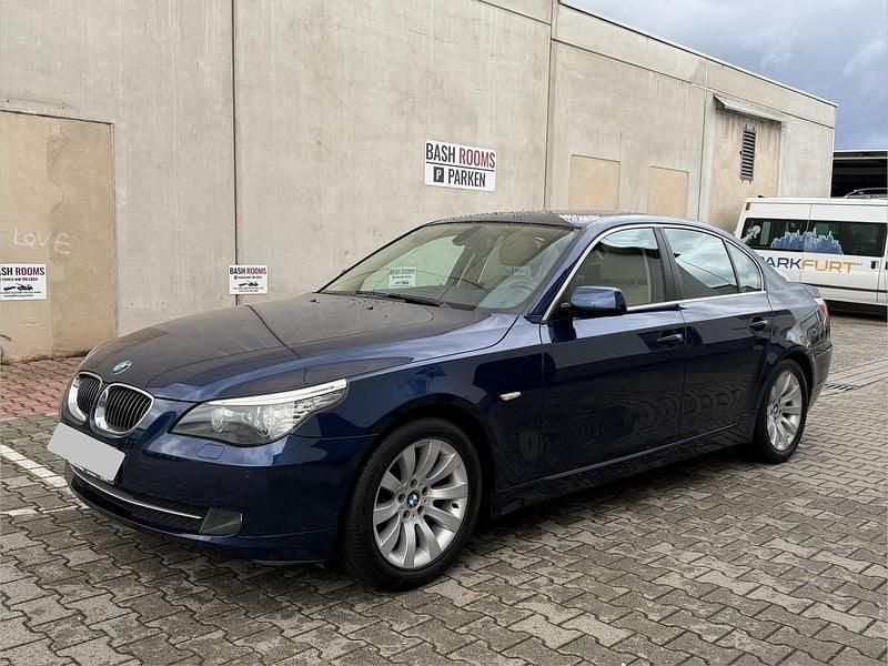 Blau Gebraucht 2007 BMW 523 Limousine | 6.299 € (Fairer Preis) - Bild 1/4