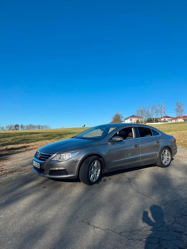 Gebraucht VW Passat 165 PS (121 kW) 2010 Limousine