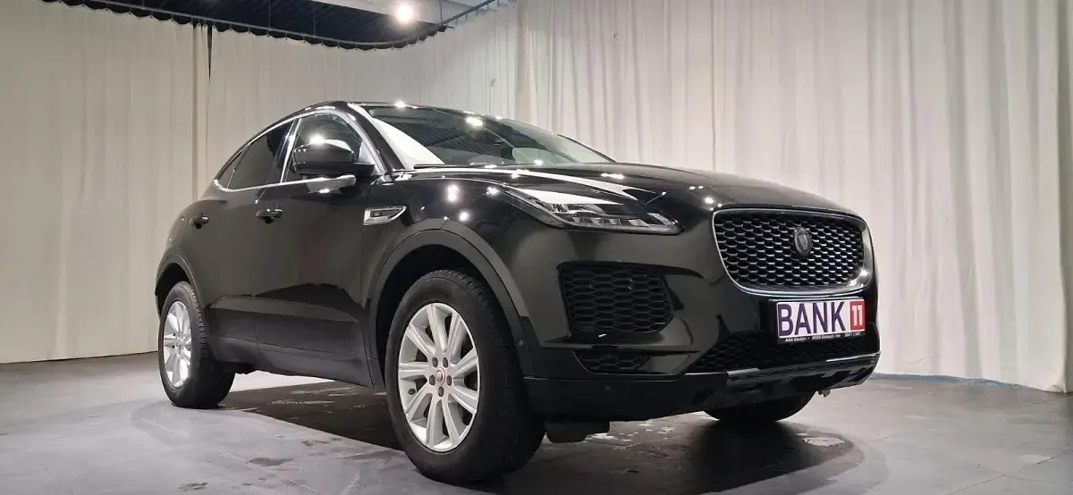 Gebraucht Jaguar E-Pace Basis 179 PS (131 kW) 2018 Schwarz SUV