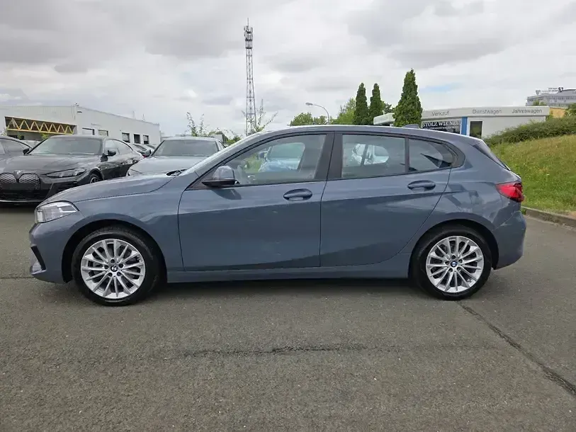Gebraucht BMW 118 Advantage 140 PS (102 kW) 2020 Grau Kleinwagen