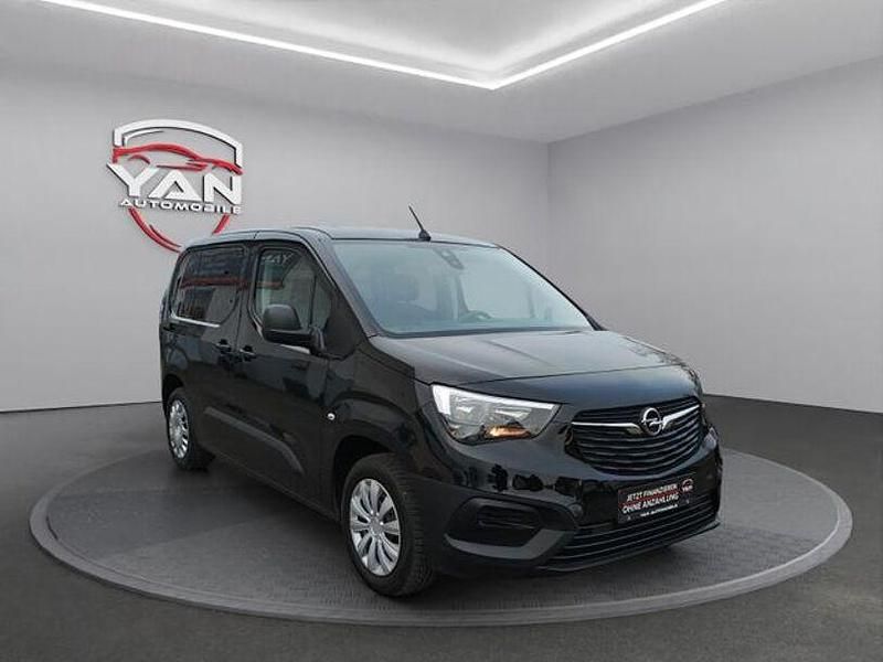 Gebraucht Opel Combo Life Selection 110 PS (80 kW) 2020 Schwarz Limousine