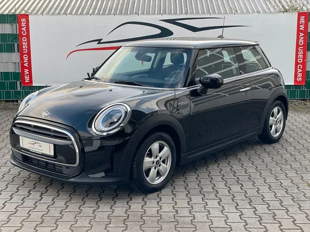 Gebraucht Mini Cooper 136 PS (100 kW) 2023 Schwarz Kleinwagen