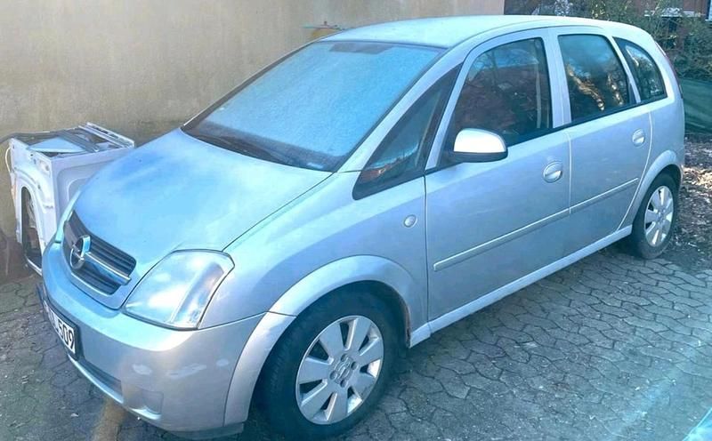 Gebraucht Opel Meriva 90 PS (66 kW) 2005 Silber Van / Kleinbus