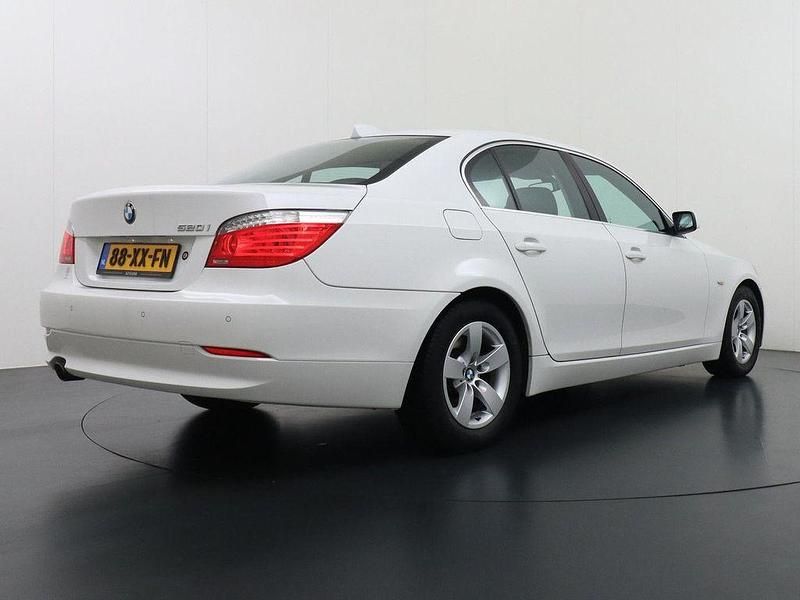 Gebraucht BMW 520 170 PS (125 kW) 2007 Weiß Limousine