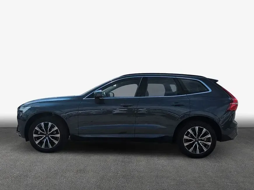 Używany Volvo XC60 Core 250 KM (183 kW) 2024 Niebieski SUV
