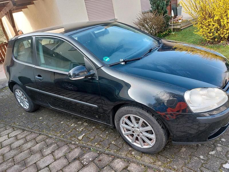 Gebraucht VW Golf 75 PS (55 kW) 2005 Schwarz Coupé