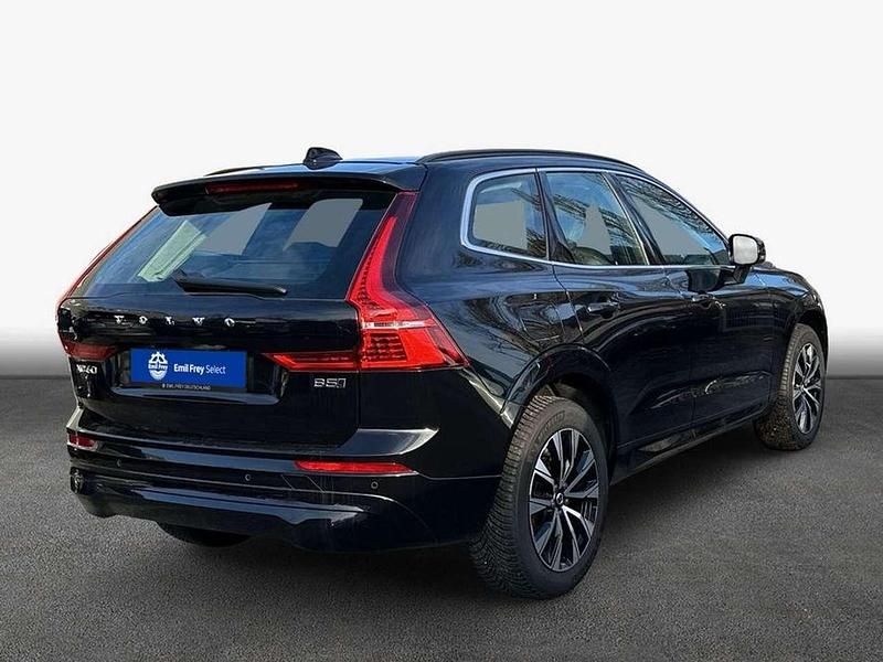 Gebraucht Volvo XC60 Core 250 PS (183 kW) 2024 Onyx black metallic SUV