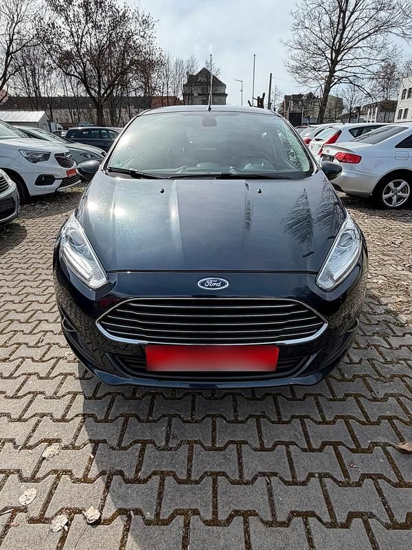 Gebraucht Ford Fiesta 80 PS (58 kW) 2017 Blau Kleinwagen