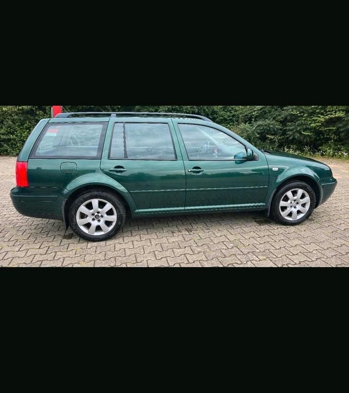 Grün Gebraucht 2000 VW Bora Limousine | 1.699 € (Guter Preis) - Bild 1/4